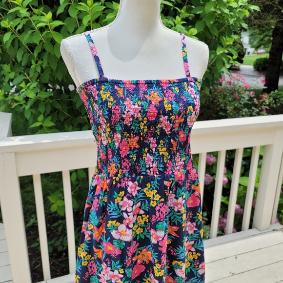 🆕️ J. Crew Smocked Top Midi Dress Floral - Picture 2 of 4